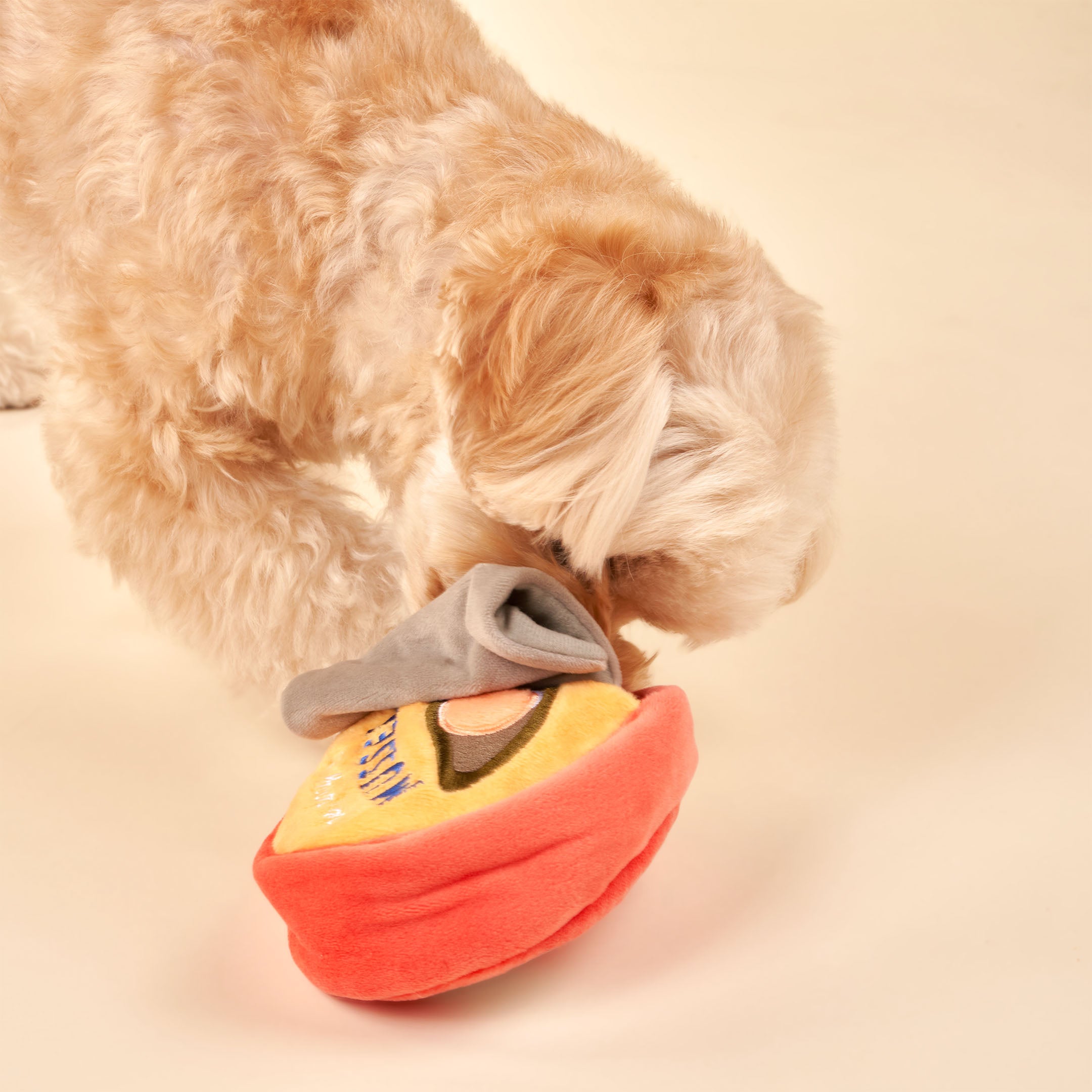 Tinned Mussel Nosework Toy